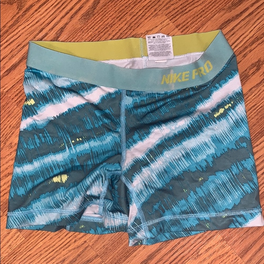 nike pros